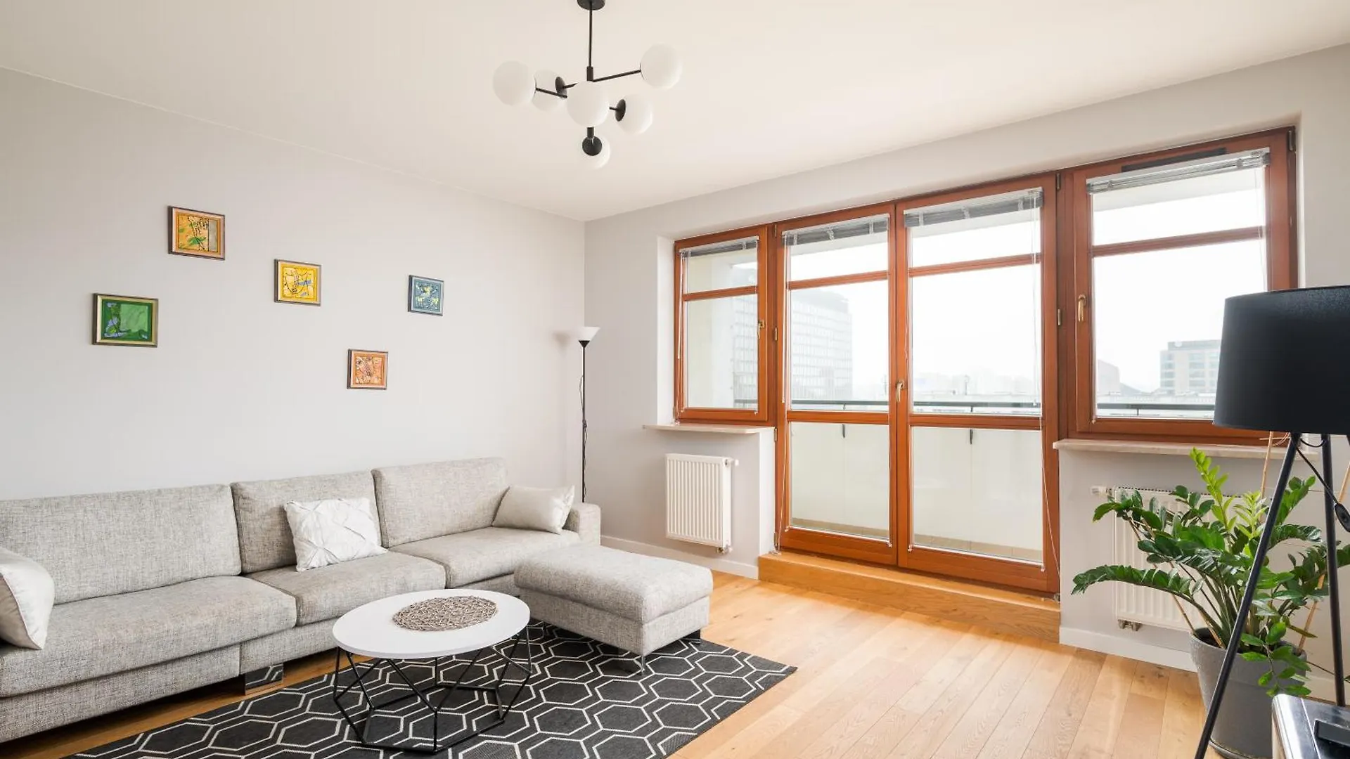 Metro Wilanowska Deluxe Apartment Warsaw